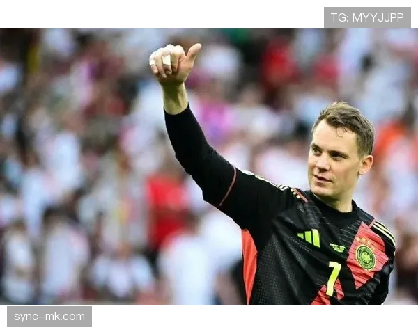 诺伊尔扑救艺术诠释门将技艺巅峰